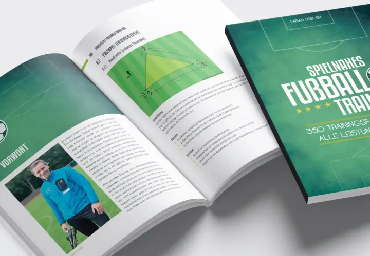 DFB Training: Buch mit Fußballübungen und Trainingsformen. Ein Trainer lächelt, daneben eine Grafik zu Passspielübungen.