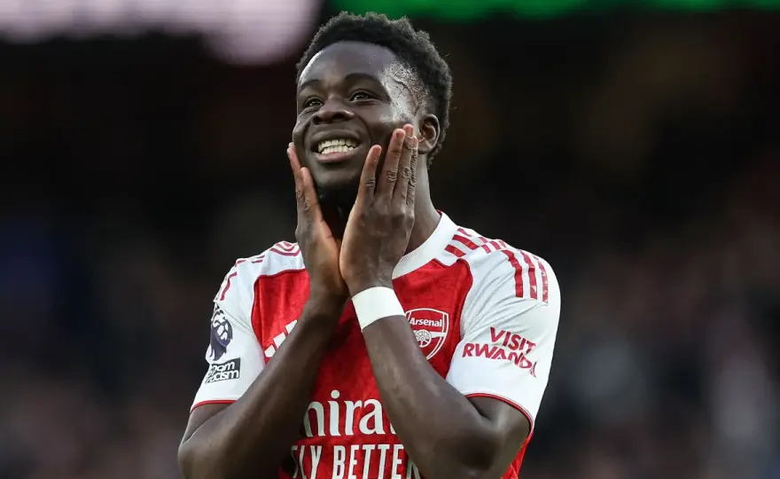 Bukayo Saka - Analyse seines Profils & Lehren für Spieler